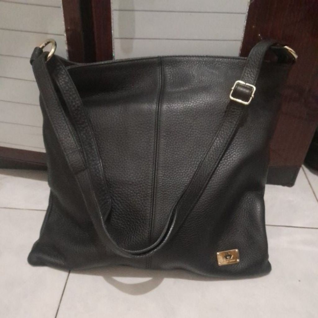 Slingbag Bana bana kulit asli kayak baru preloved branded ori pl second tas