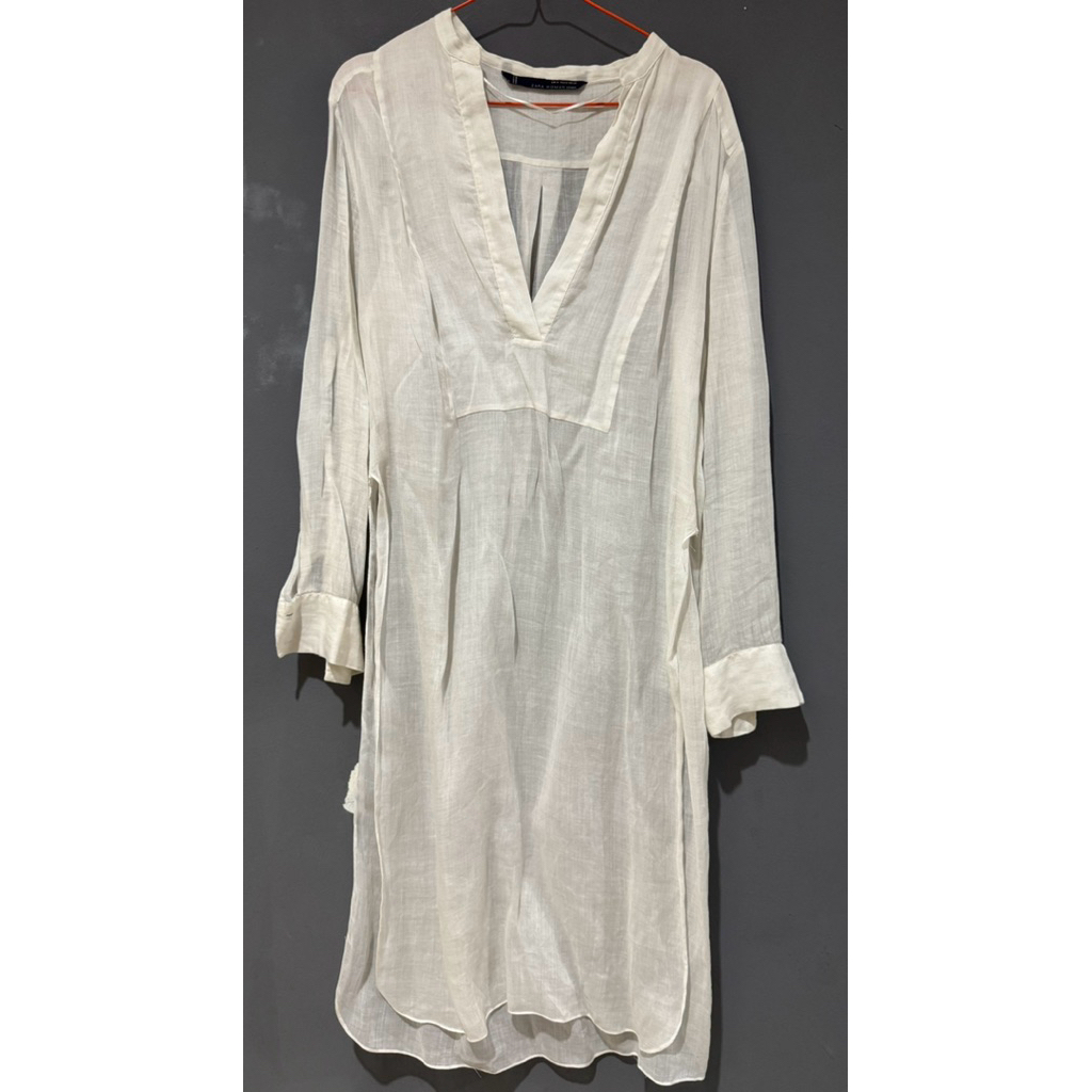 Tunik Putih Zara