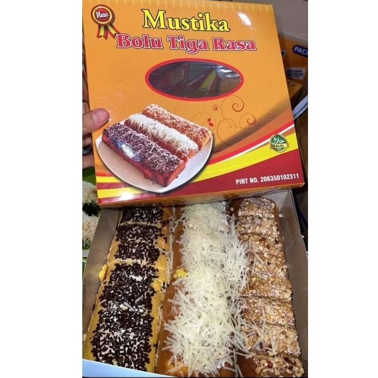 

Mustika Bolu Tiga Rasa