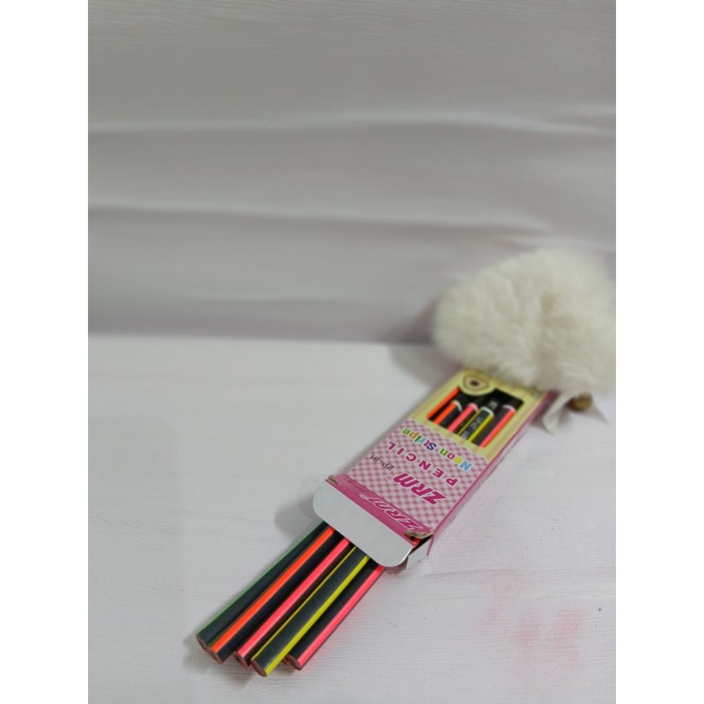 

PENSIL KAYU 2B VARIAN NEON STRIPE (ISI 12/ KOTAK) / ZRM ZP-81