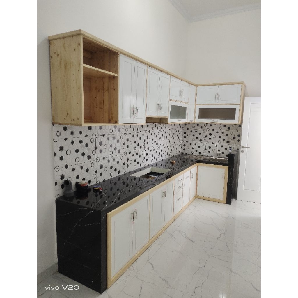 KICHEN SHET/LEMARI DAPUR KAYU JATI BELANDA