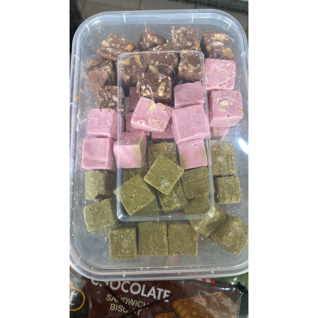 

coklat dadau silverqueen 350gr