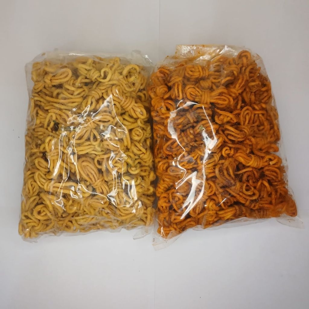 

Mie gulung pedas daun jeruk 1kg kiloan termurah, terlaris cemilan terbaru viral