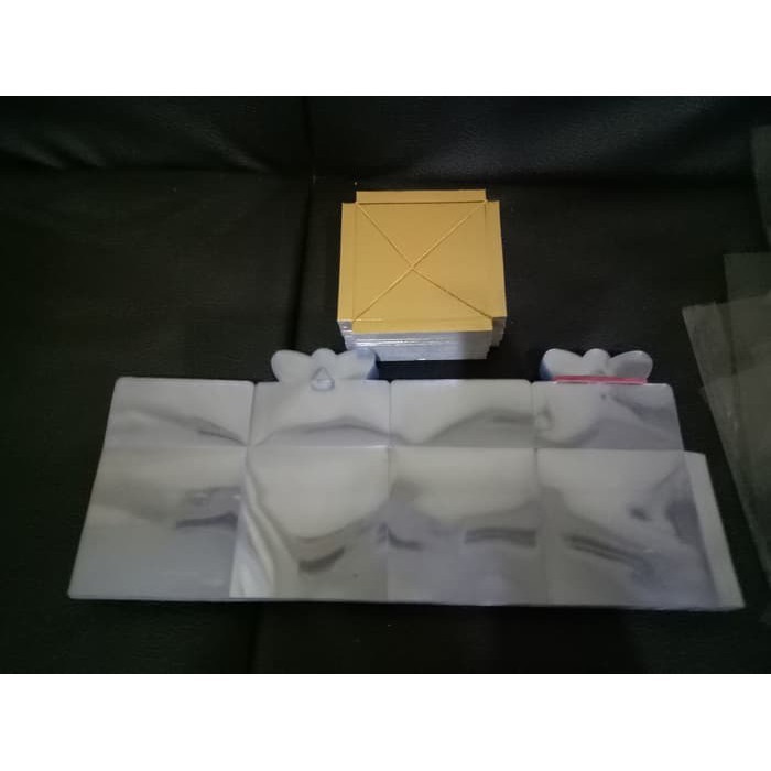 

Kotak Mika Souvenir / Kemasan Souvenir Uk. 4,5 x 4,5 x 6,5 cm