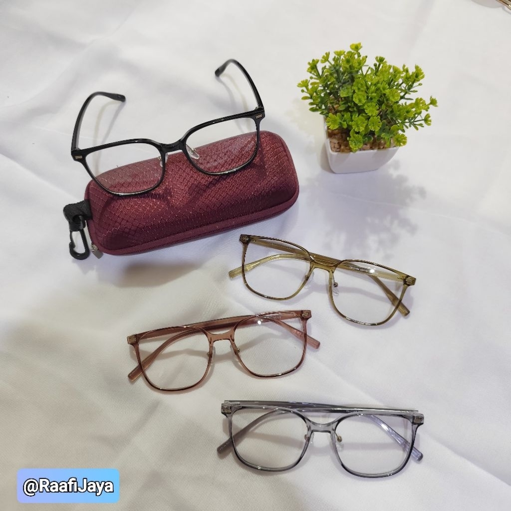 Kacamata Frame Cewek Kotak Lensa Blue Ray