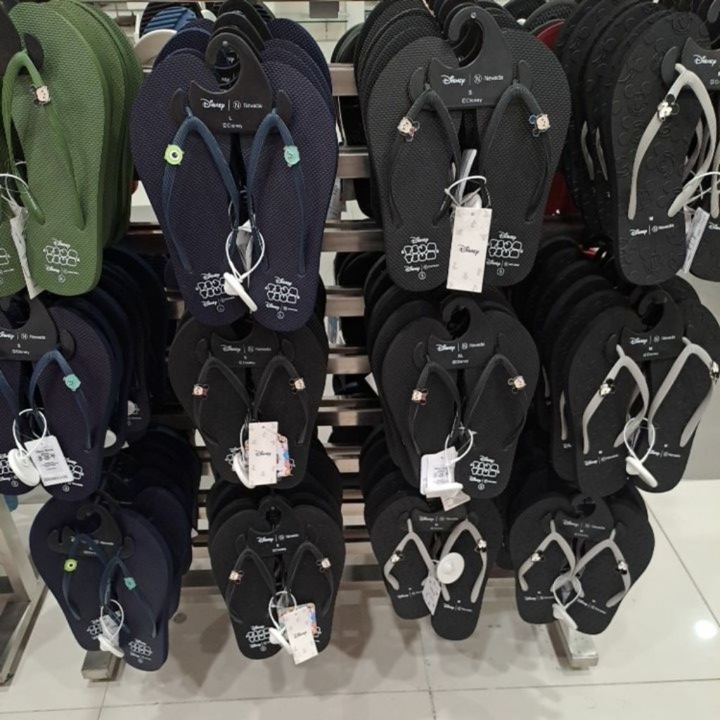 Nevada disney sandal jepit