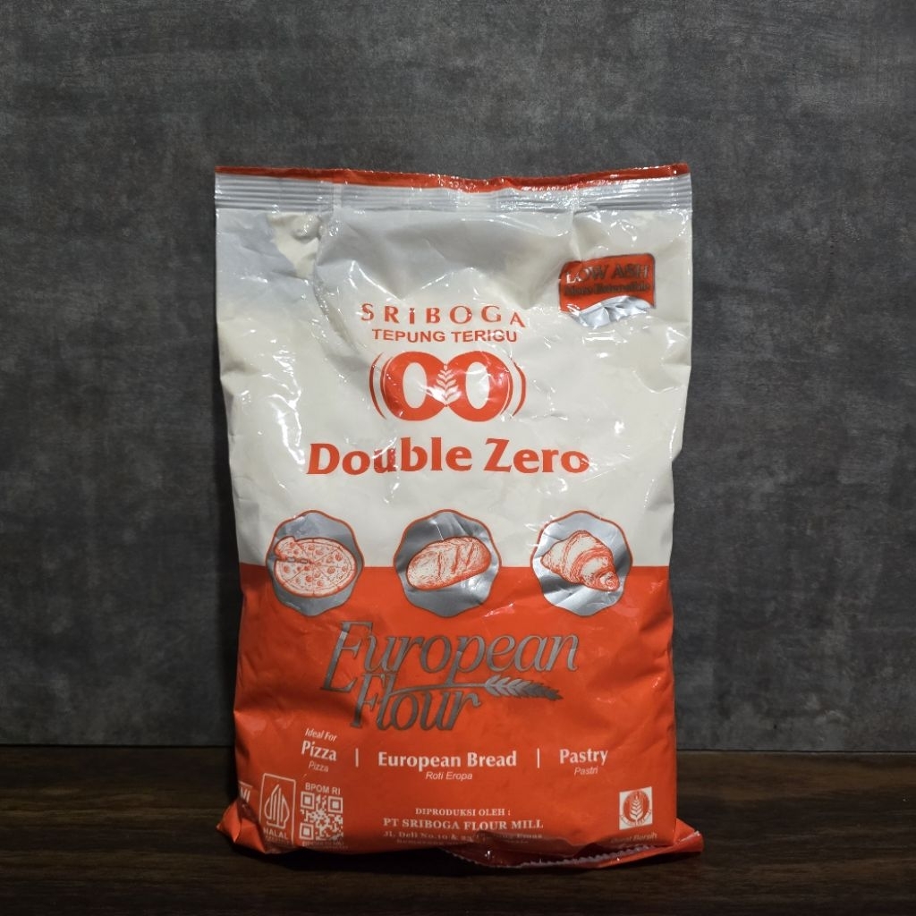 

Tepung Terigu Double Zero Sriboga 1kg terigu protein tinggi roti eropa double 00