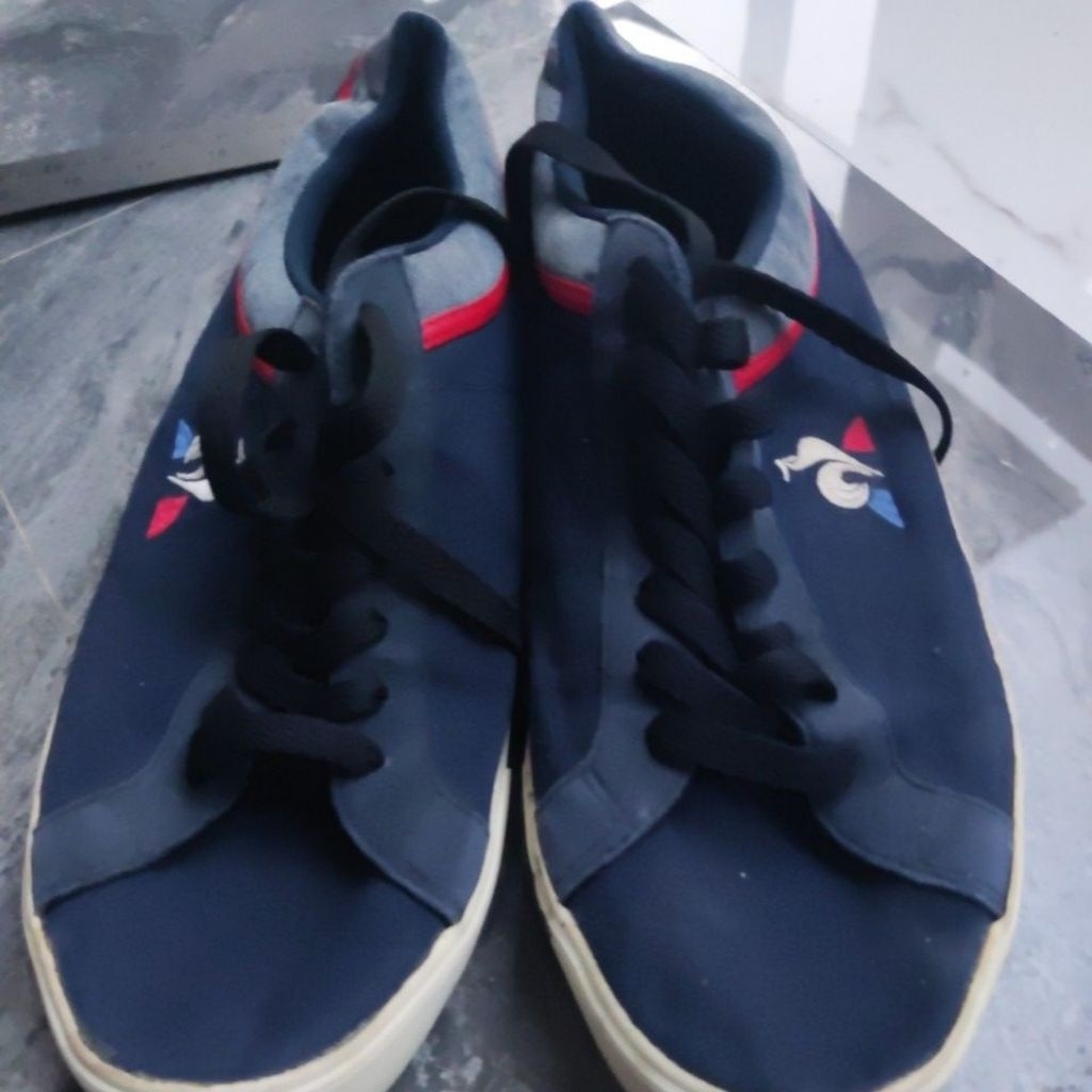 sepatu lecoq sportif bekas pakai zise 43 insole 275