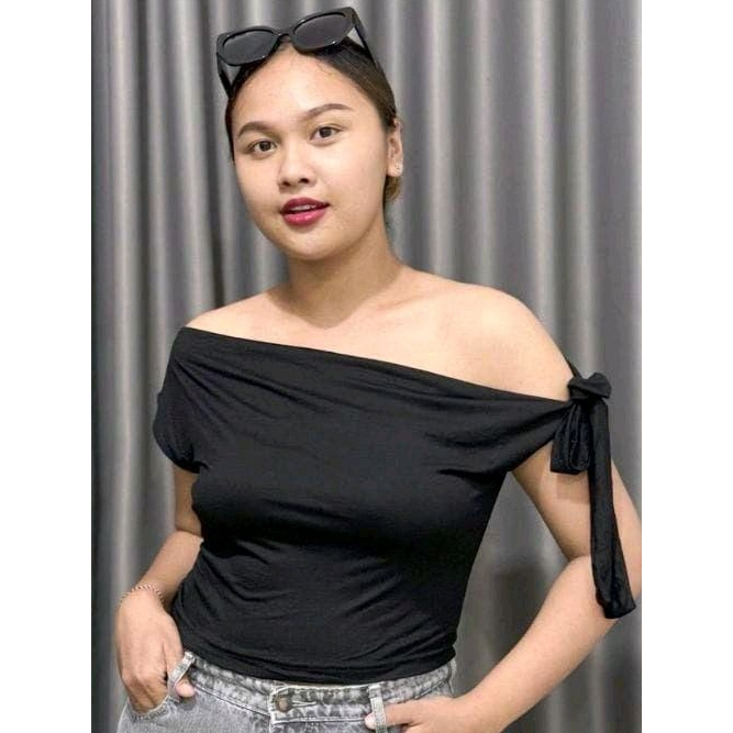 Valentina Top | Atasan Wanita One Shoulder Valentina Twist Top Korean Basic Tanpa Lengan Asymmetrica