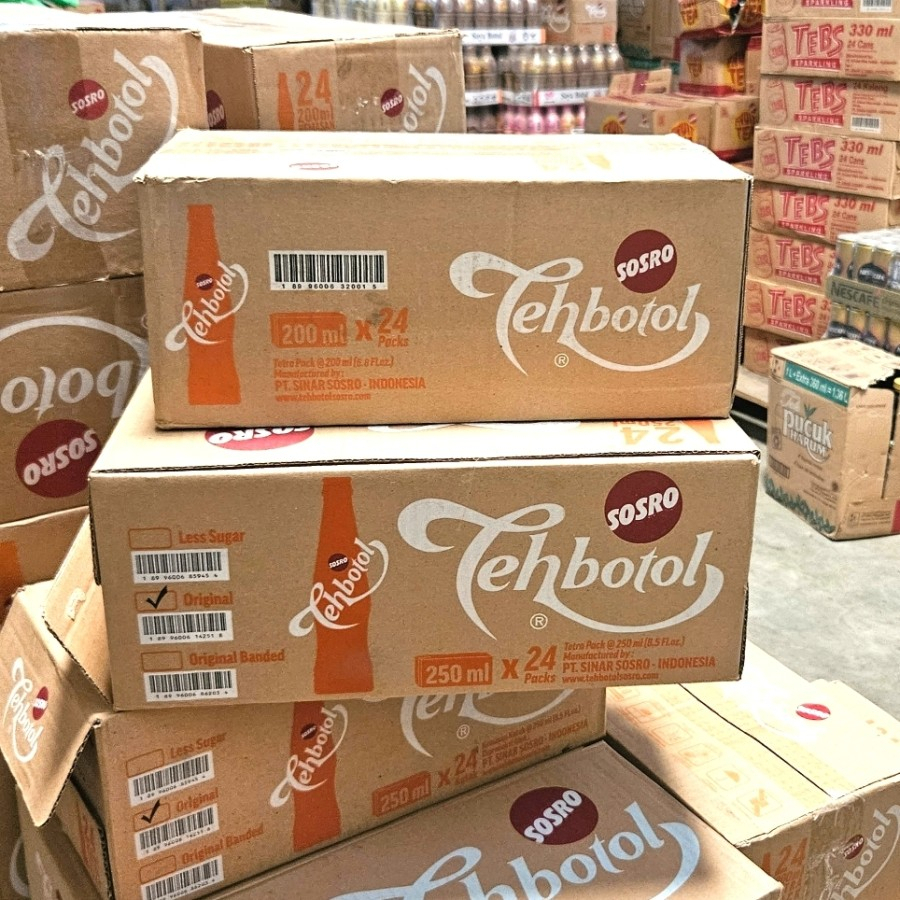 

CTN ISI 24 PCS- TEH SOSRO KOTAK MANIS ORIGINAL ISI 24 PCS UKURAN SOSRO UHT 200ML - SOSRO 250ML - TEH KOTAK 300ML / INSTANT ONLY