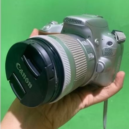 canon 200D