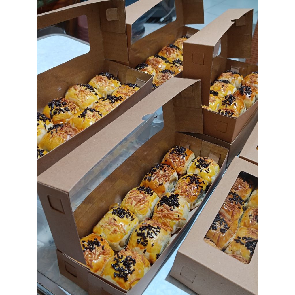 

Bolen Pisang Raja isi 10