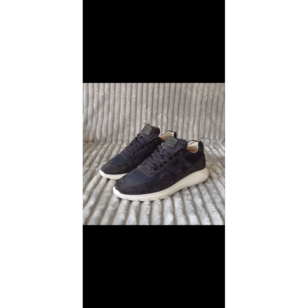 HOGAN Interactive Sneakers Size 42