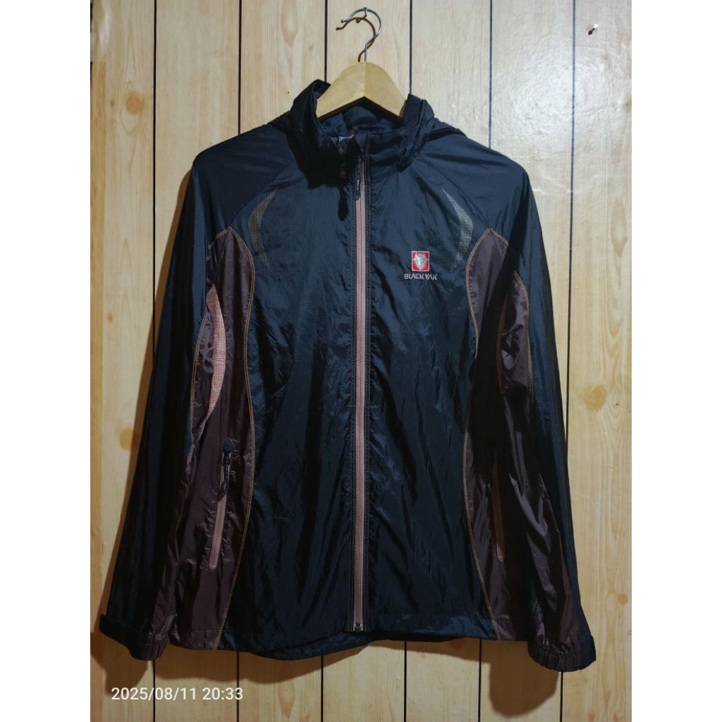 running jacket blackyak extreme peak