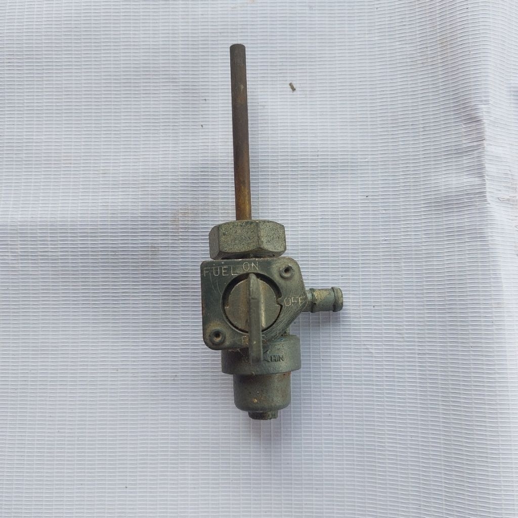 KRAN TANGKI BENSIN MEGAPRO/GL PRO/MAX/TIGER LAMA ORIGINAL