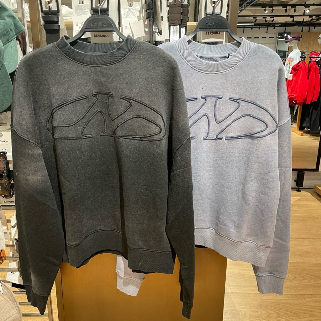 Sweatshirt Oversize BERSHKA MEN Jastip (jasa titip)
