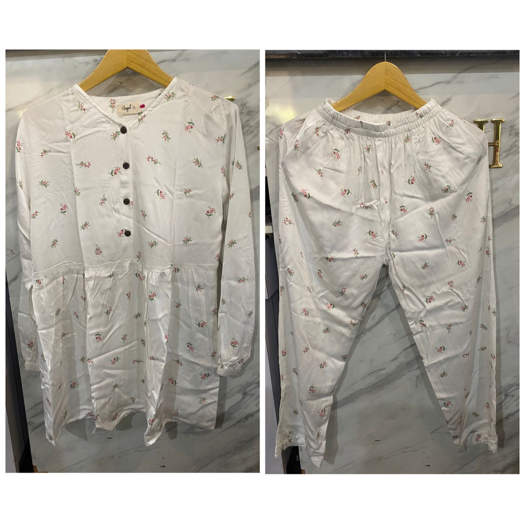 [SIAP KIRIM] ANNA PAJAMAS YARROW FLO WHITE SIZE ATASAN L CELANA M BY ATELIER ANGELINA