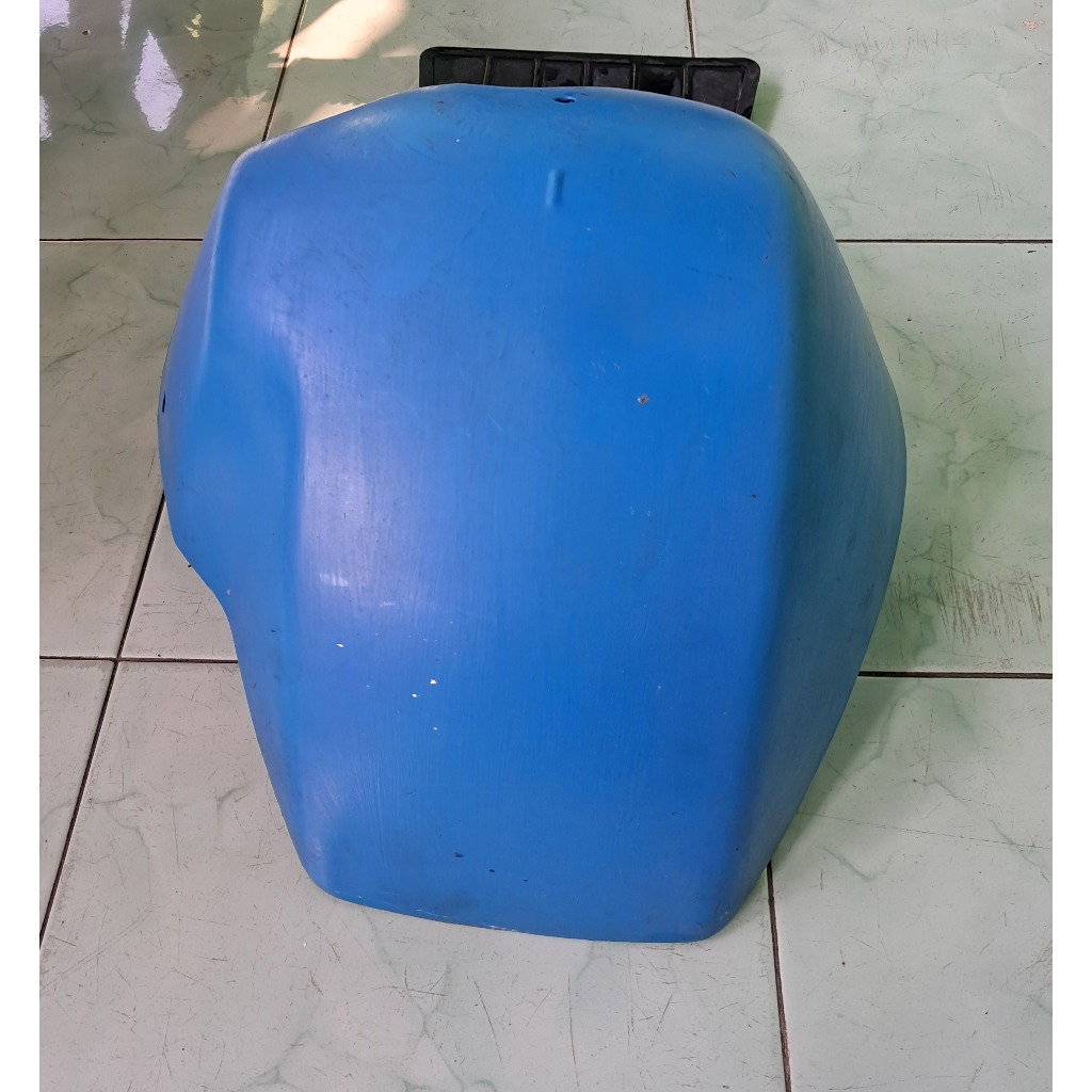 Sparkboard Depan Bajaj RE205