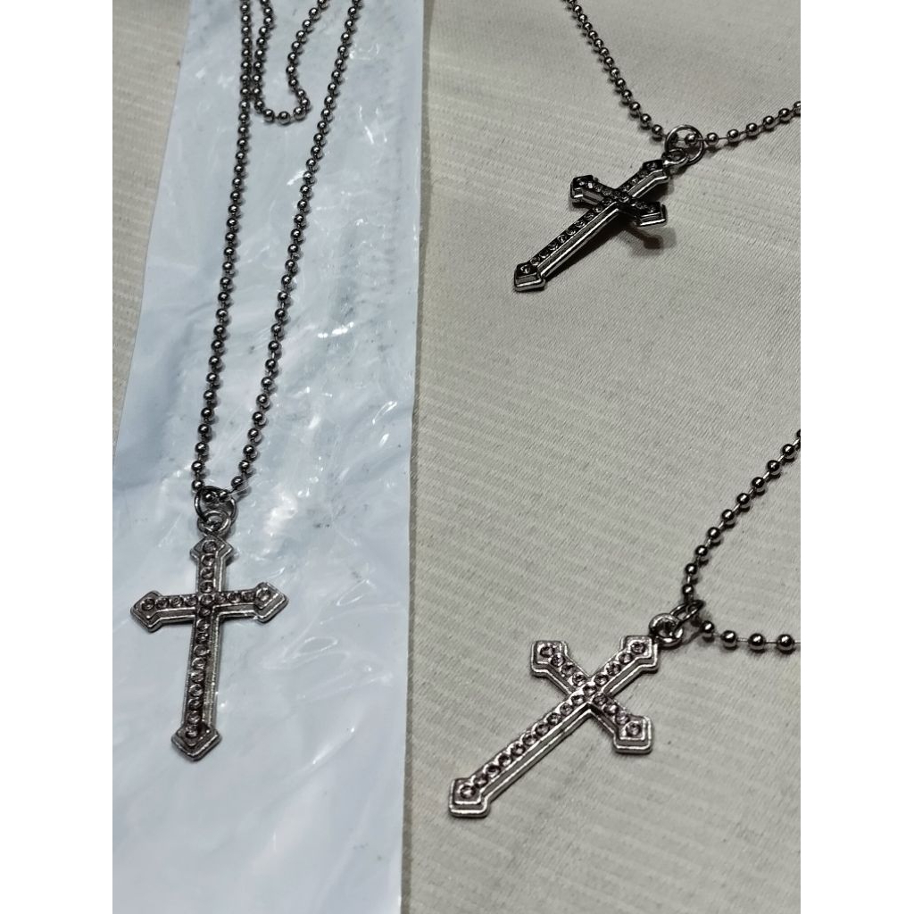 Kalung salib / kalung biji lada salib / kalung liontin salib / kalung salib permata /