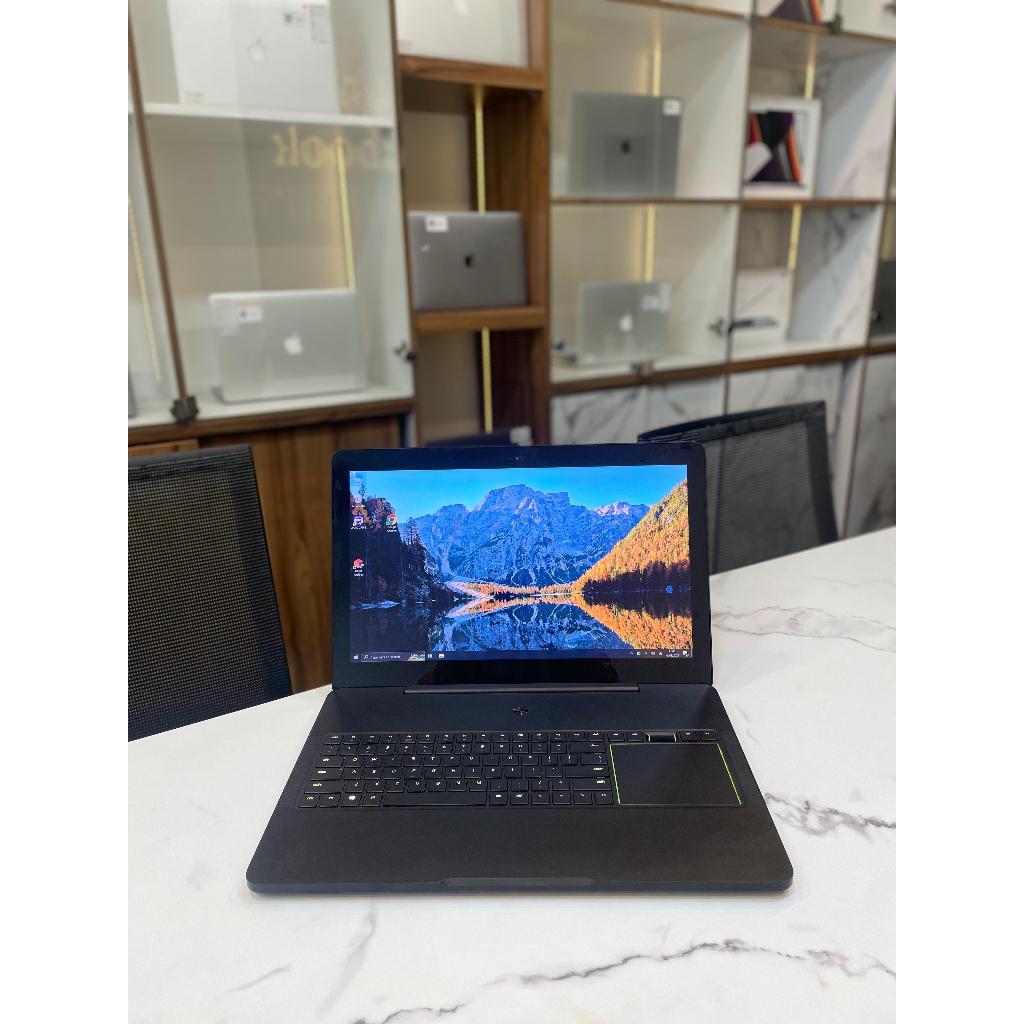 LAPTOP GAMING RAZER BLADE TAHUN 2016 17 INCH PROCESSOR i7 SECOND LIKE NEW TOUCHSCREEN ORIGINAL 100%