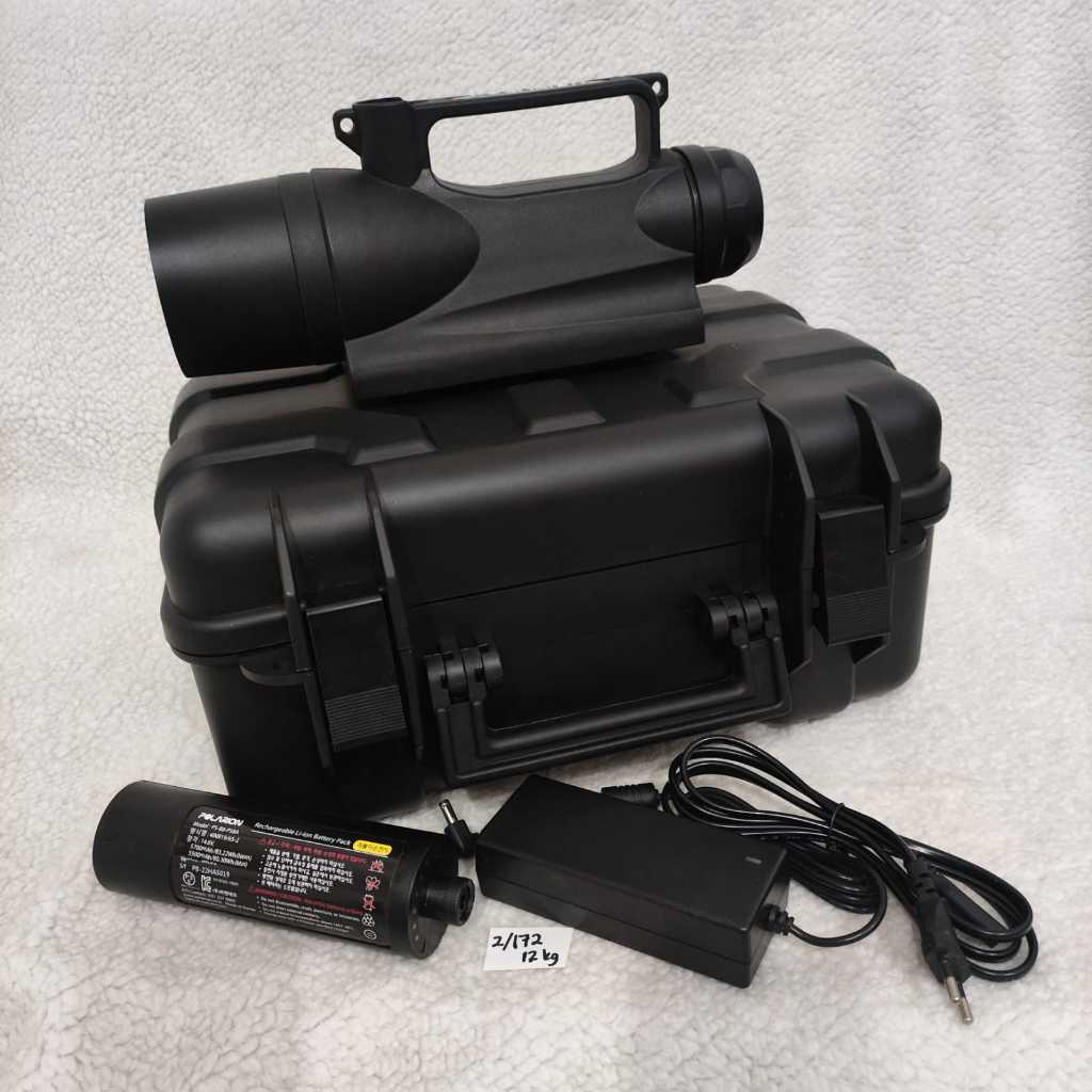 The Polarion PXM-35P1-N HID search Light Flashlight