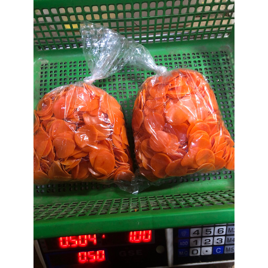 

kerupuk udang /kerupuk mentah/ kerupuk cap cahaya sari