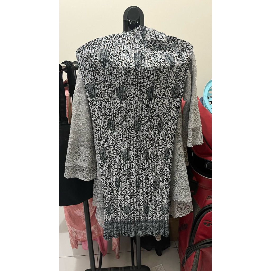 Preloved rok batik undangan