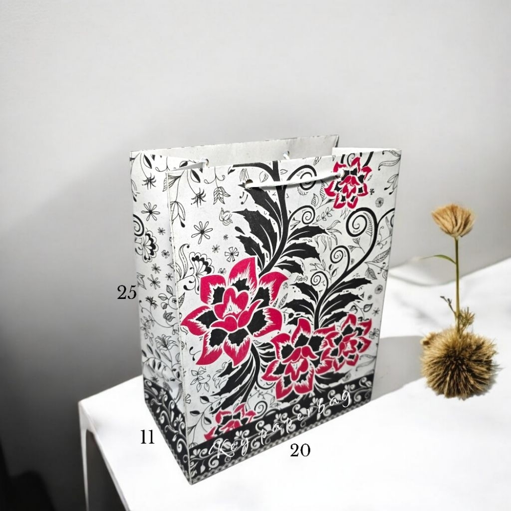 

Paper Bag Motif Mawar WK dan Kraft Uk 20x25
