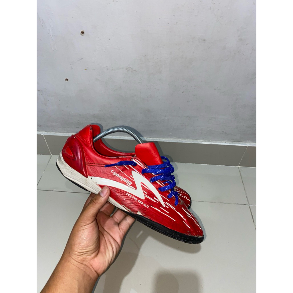 sepatu ls Reborn old + kaos Adidas