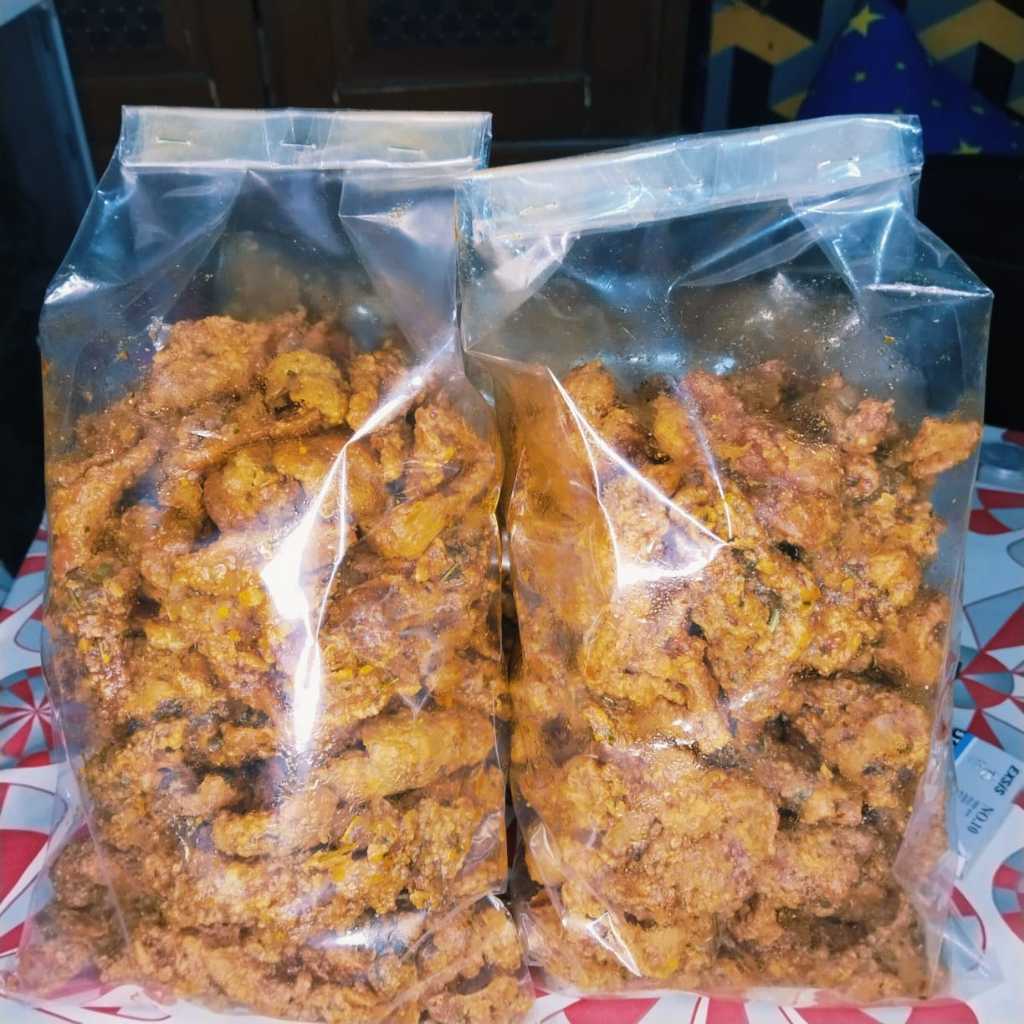 

Paket Reseller Kulit Ayam Crispy Chili Oil 250gr Bahan Premium