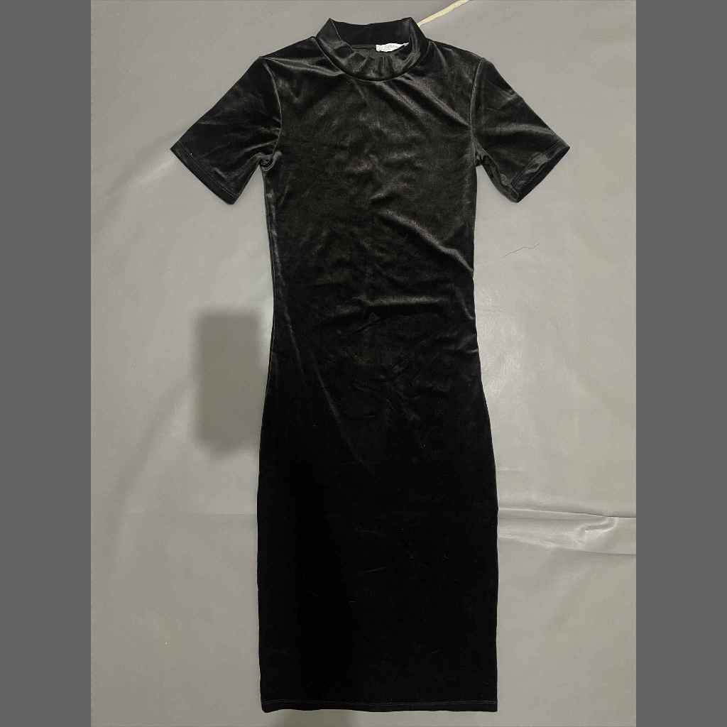 DEWASA C083 (ZARA ORI, PRELOVED) Dress Bahan Velvet Press Fit Body Melar Stretch O Neck Hem Semi Tur