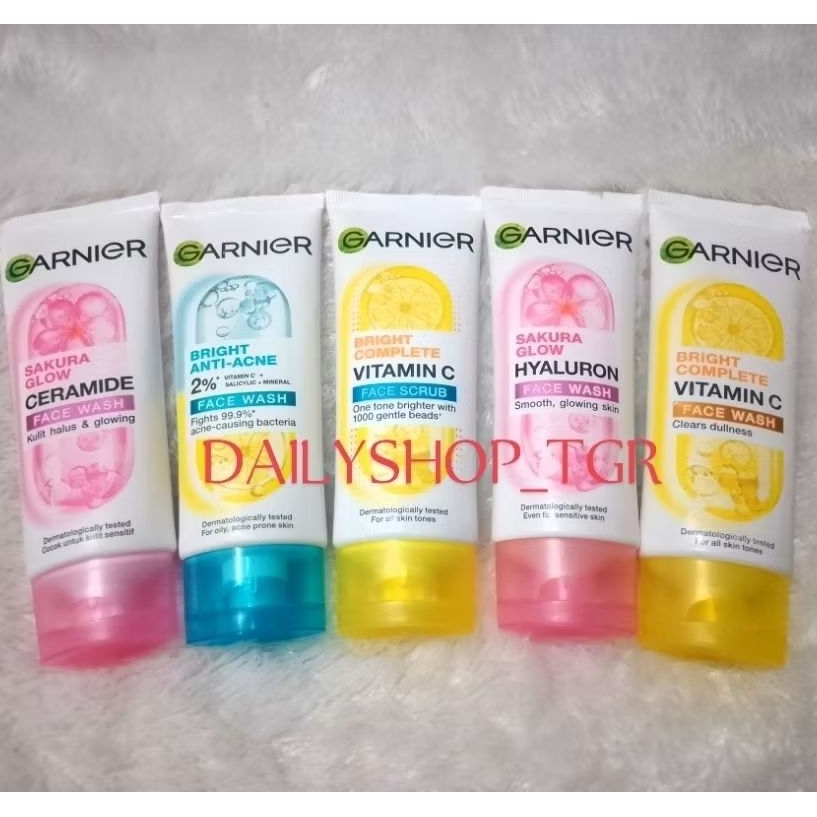 GARNIER bright complete 3 in 1 anti acne facial wash