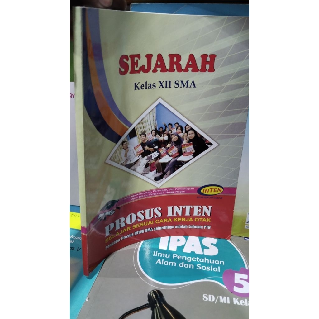 BUKU SEJARAH KELAS XII SMA, PROSUS RADEN INTEN