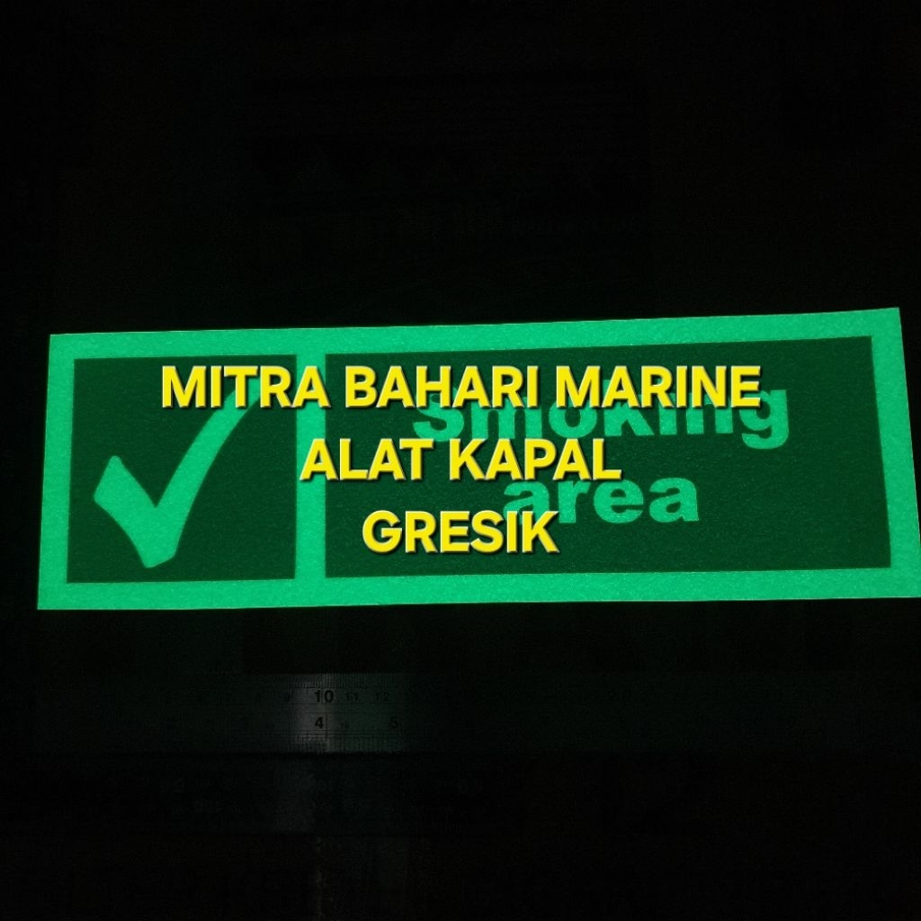 

Stiker IMO Symbol IMPA 334185 Smoking Area Glow In The Dark