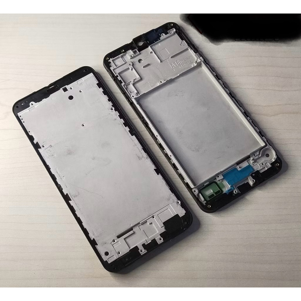 FRAME BEZZEL TULANG TENGAH DUDUKAN LCD Samsung A16 5G/4G