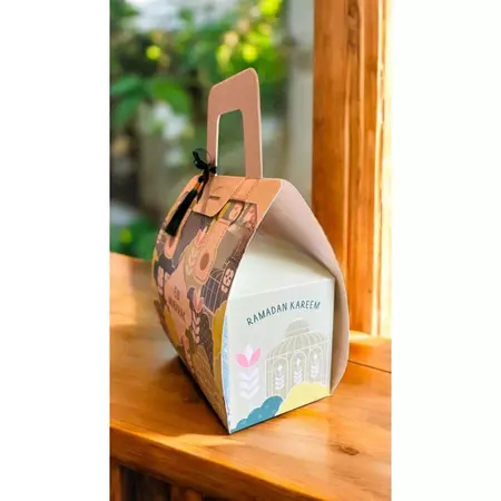 

Box Hampers Lebaran Idul Fitri Jar Toples 5 pcs