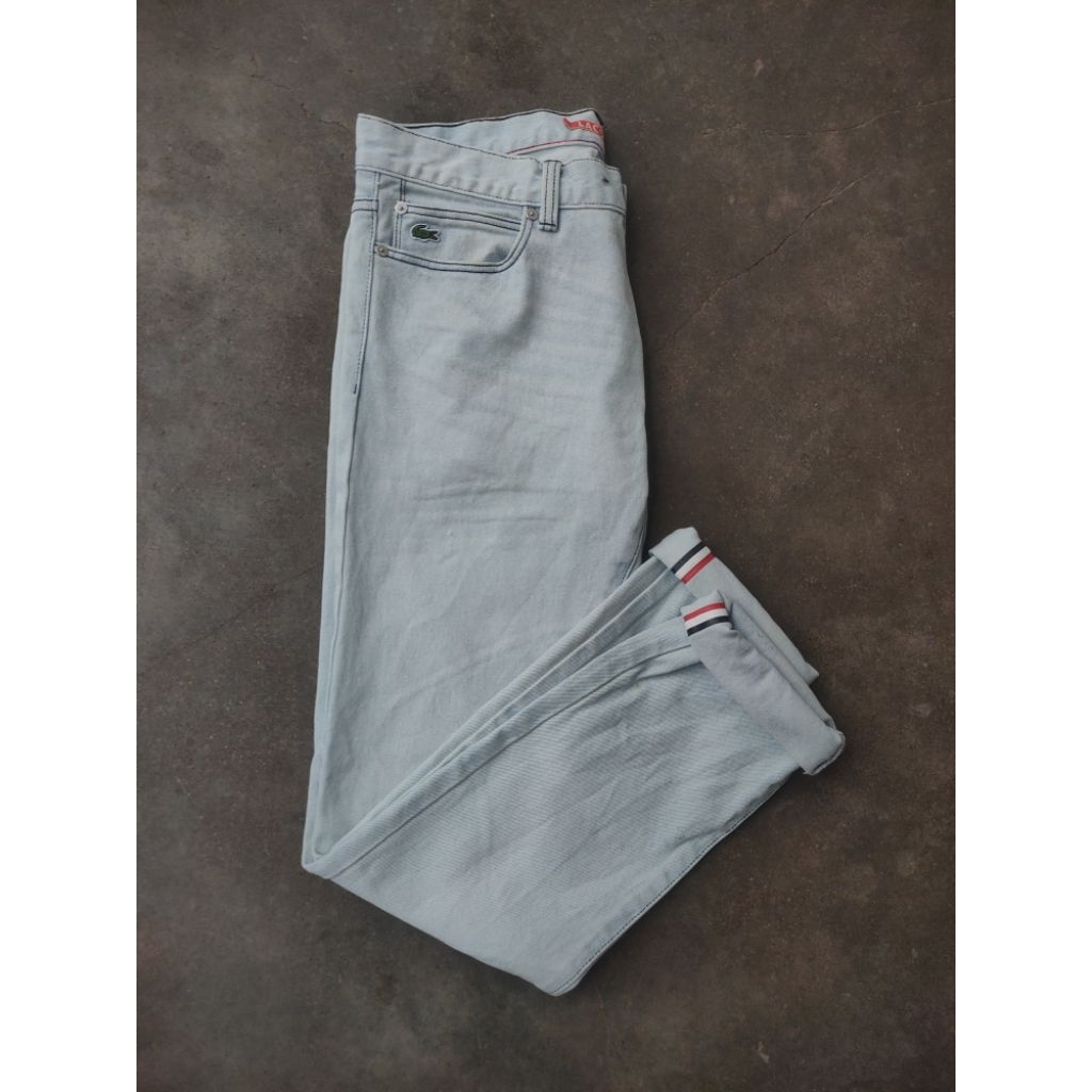 Celana jeans dari lacoste live second