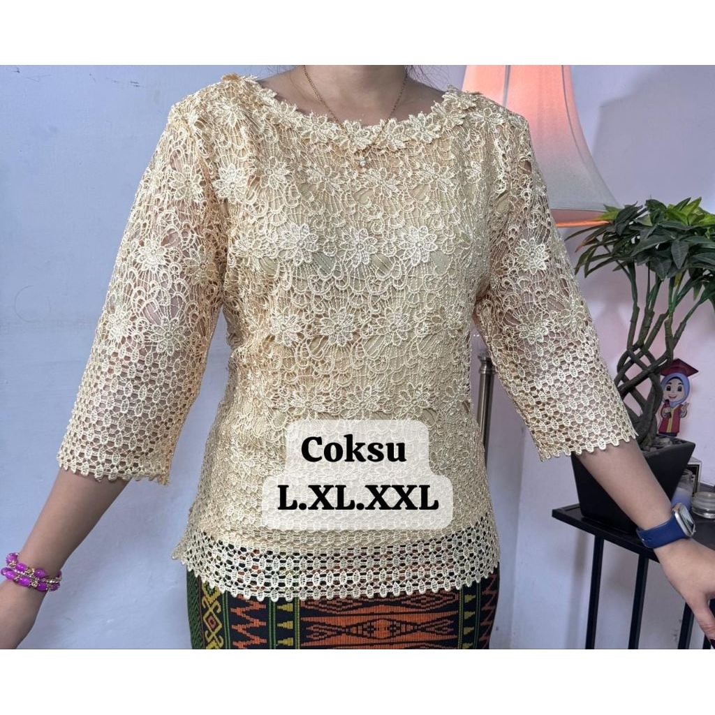 Blus hoki brokat BKK