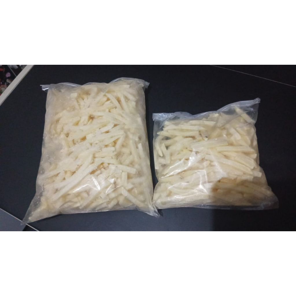 Titik Frozen | Kentang goreng curah French fries 500gr