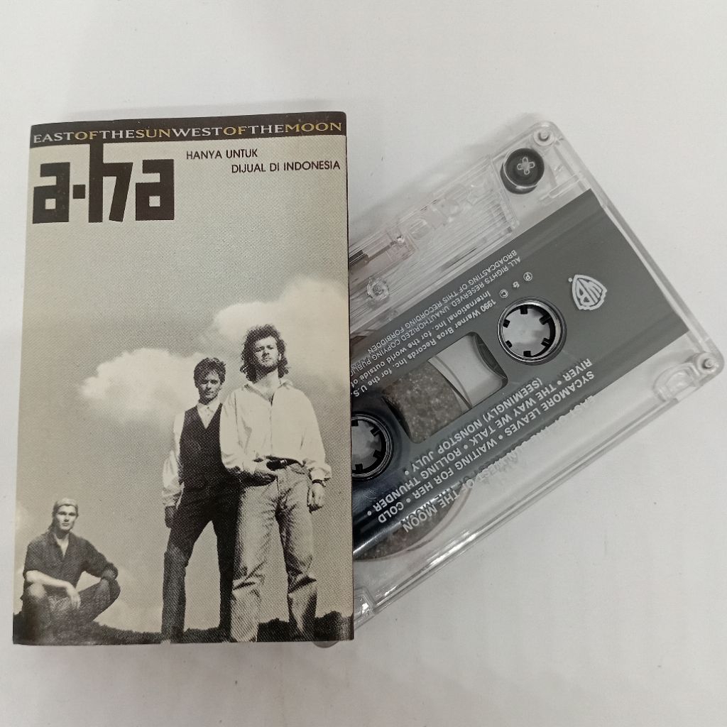 KASET Pita A-HA East of The Sun West Of the Moon
