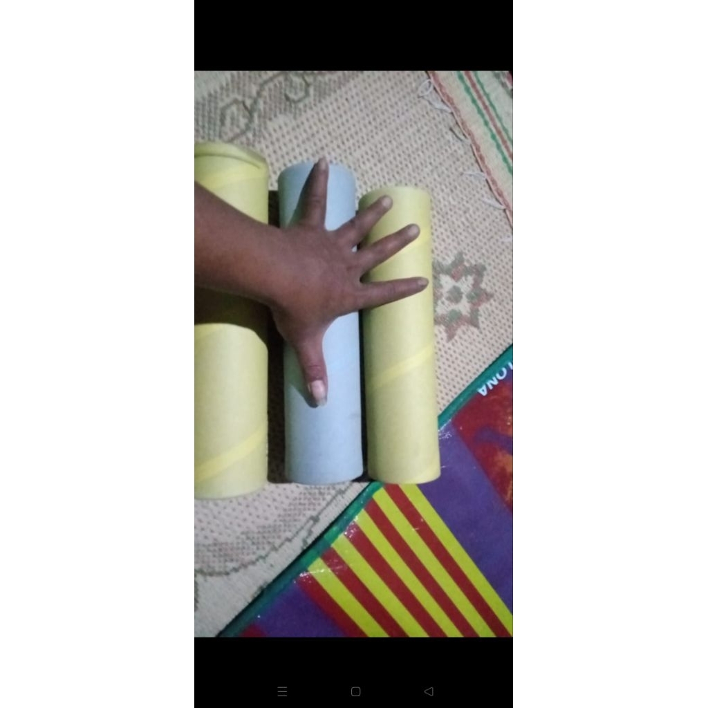 

paper tube diameter 7,5cm p 27-30cm
