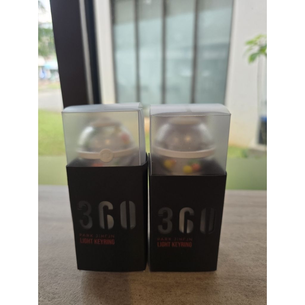 Park Jihoon Official Lightstick Keyring (ready stock)