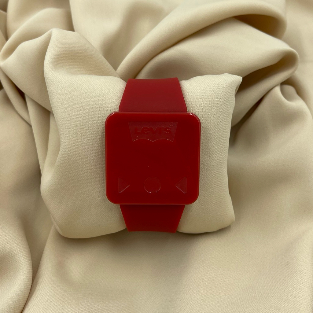 Jam Tangan Levis Pria Wanita Digital LTH0903