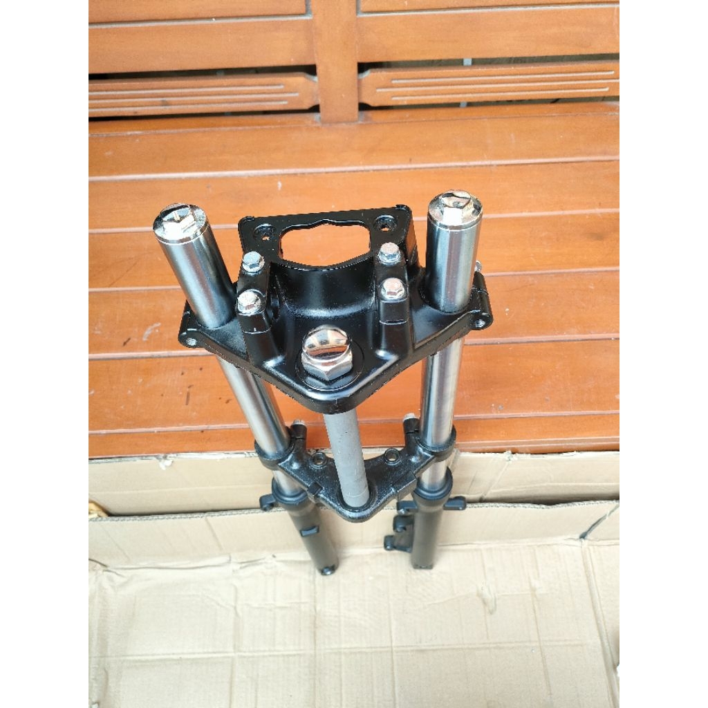 Shock depan Tiger new as komstir pnp Honda gl pro win cb Tiger lama set as tabung kanan dan kiri dan
