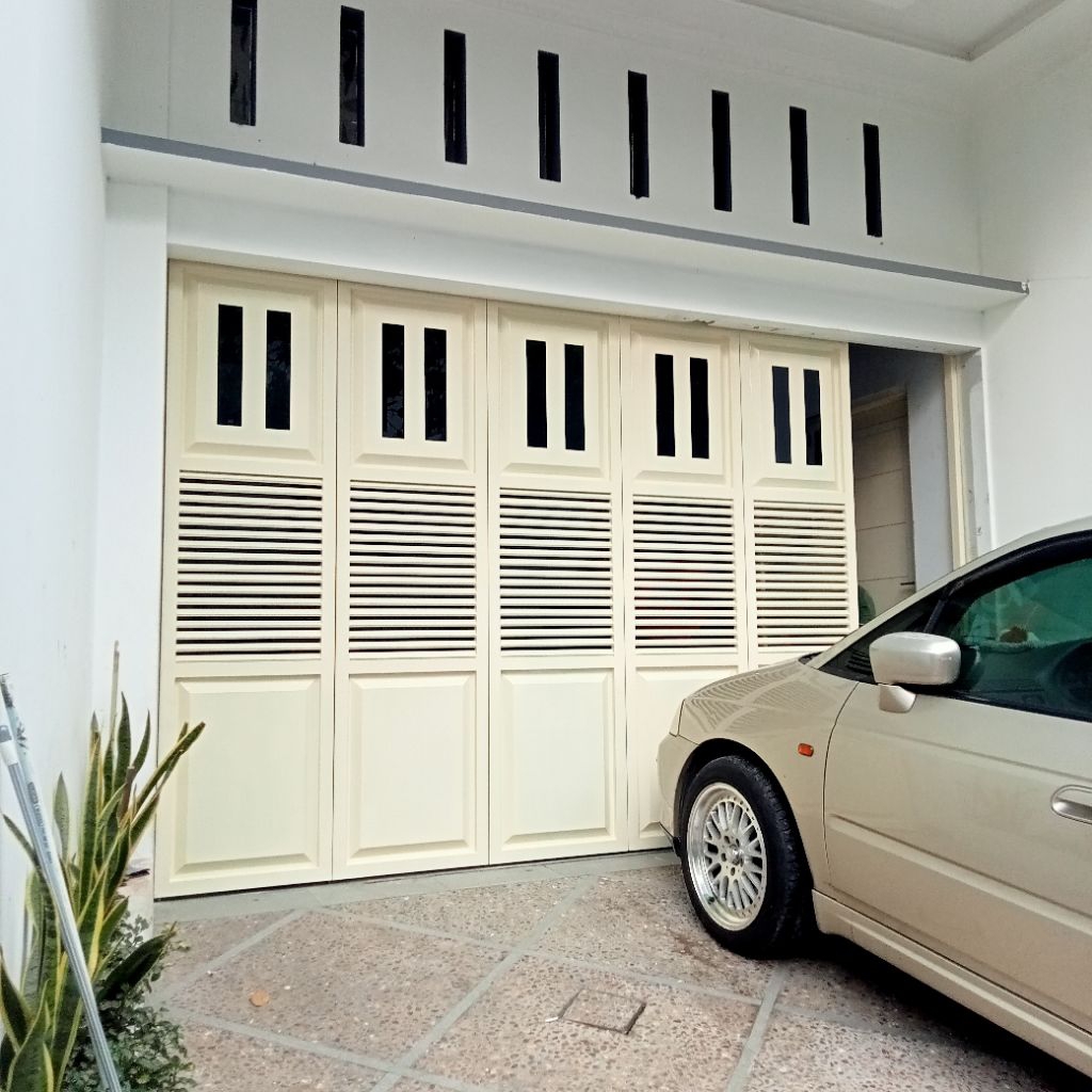 pintu garasi Henderson custom