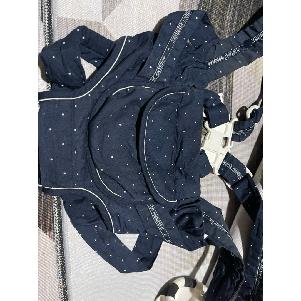 gendongan depan bayi agabang