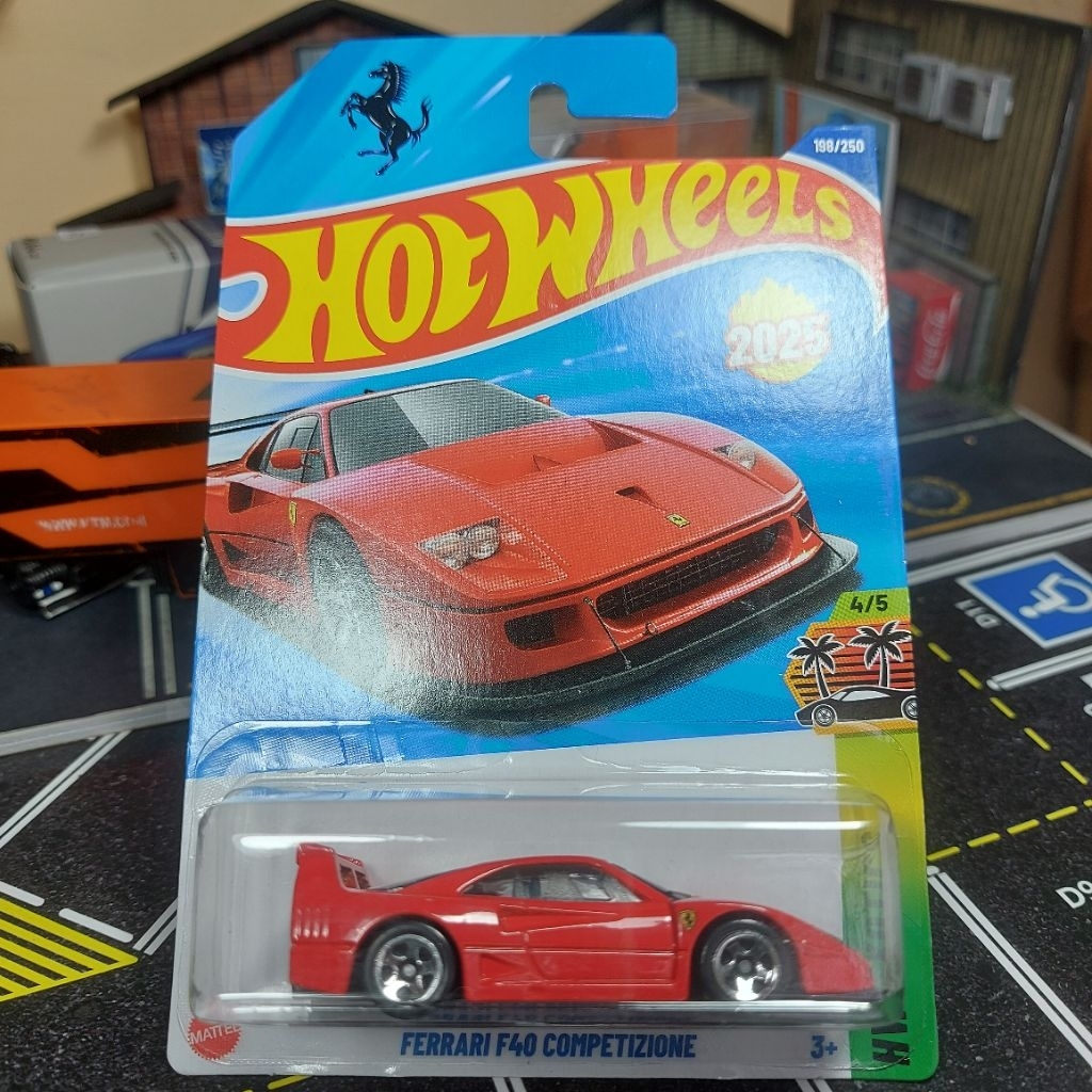 Hot Wheels Ferrari F40 Competizone red