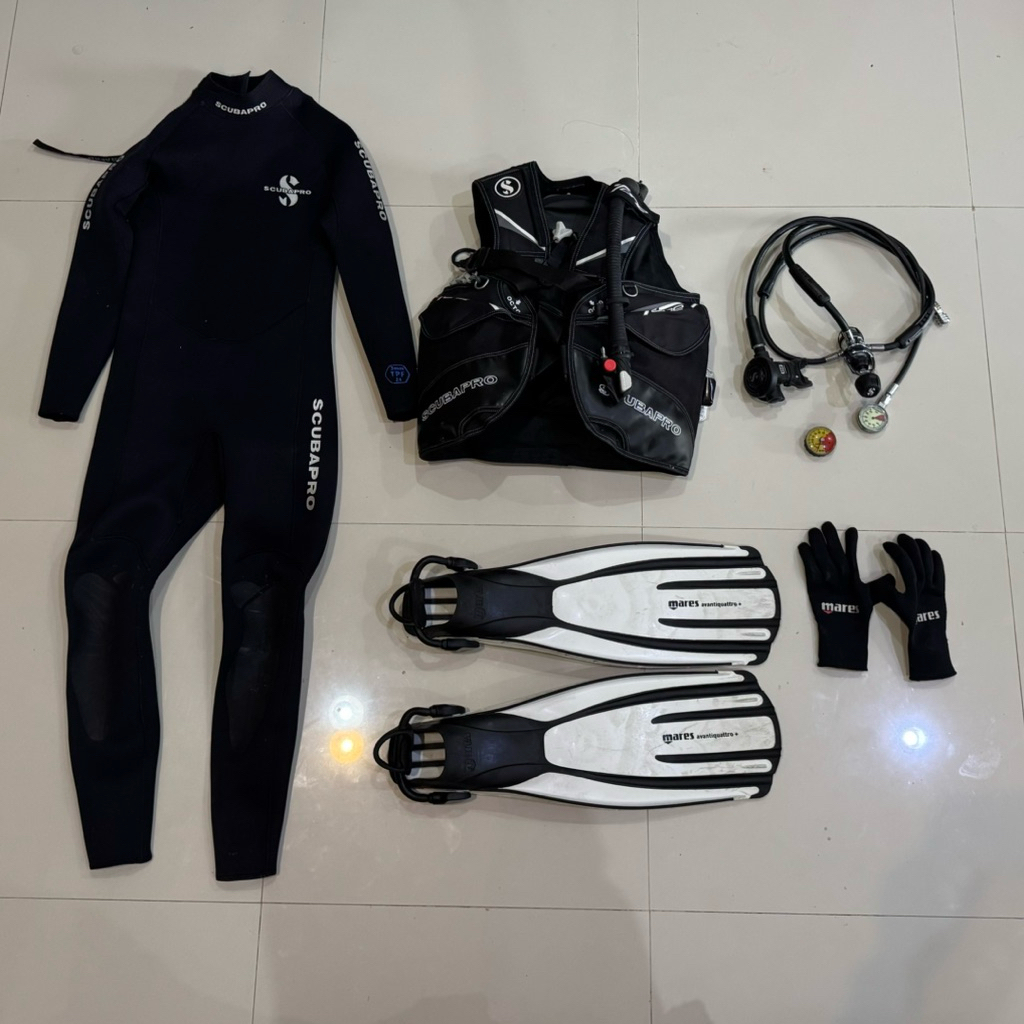 Paket Diving Lengkap (BCD Regulator Scubapro)