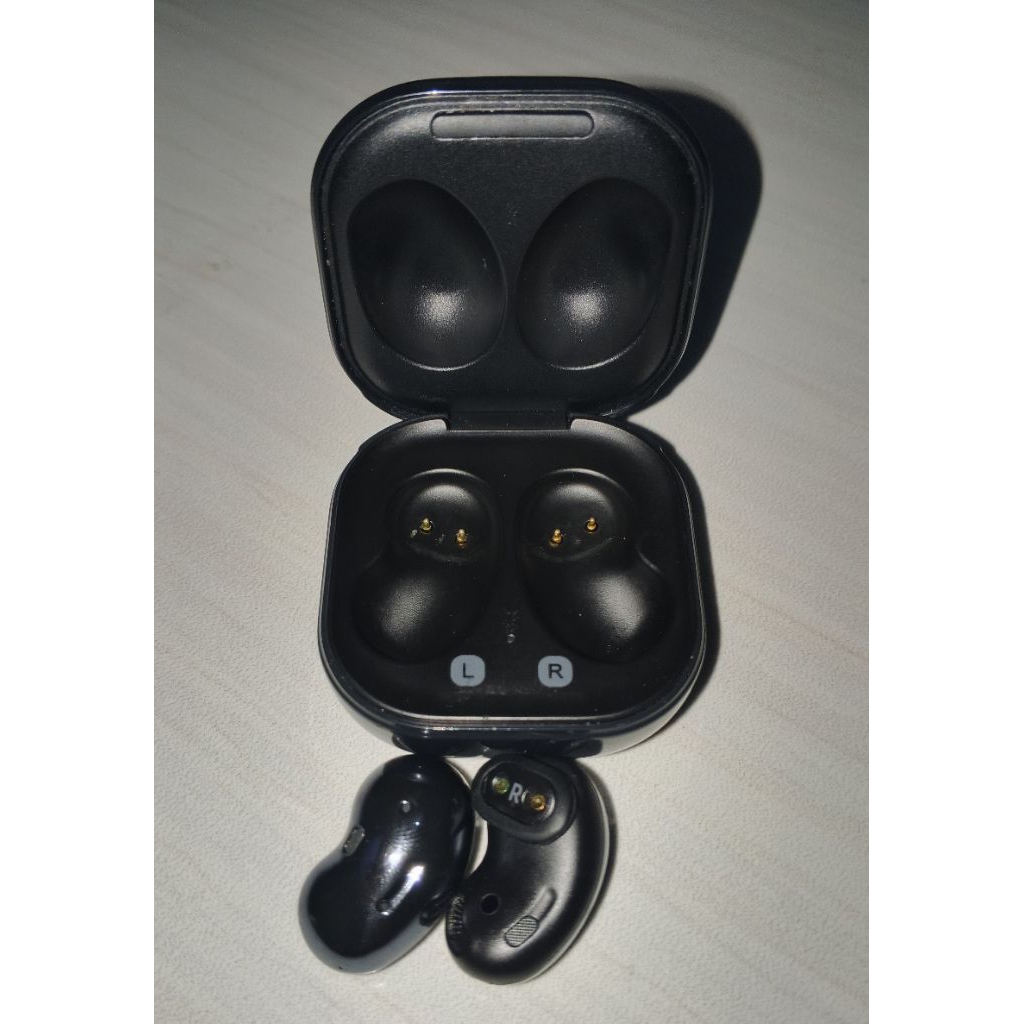 Samsung buds live SECOND original