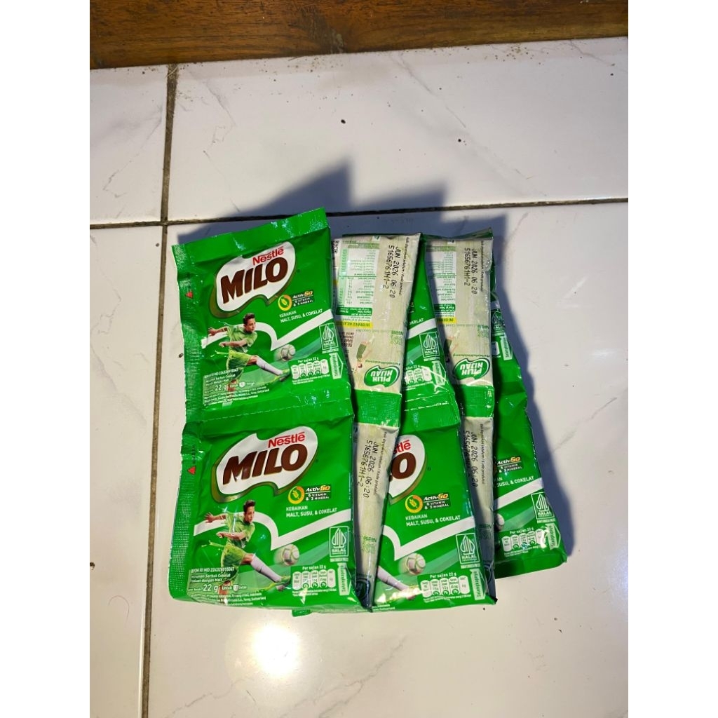 

milo cokelat 1 renceng isi 10